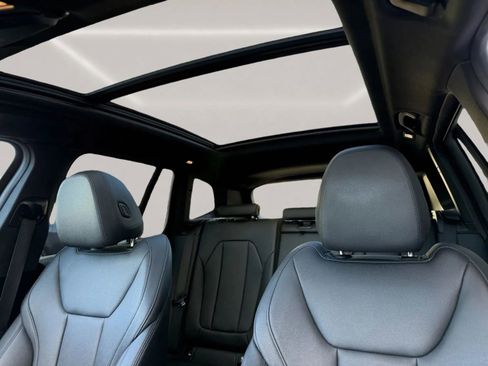 Used 2019 BMW X3 sDrive30i w/ Driving Assistance Package image 25