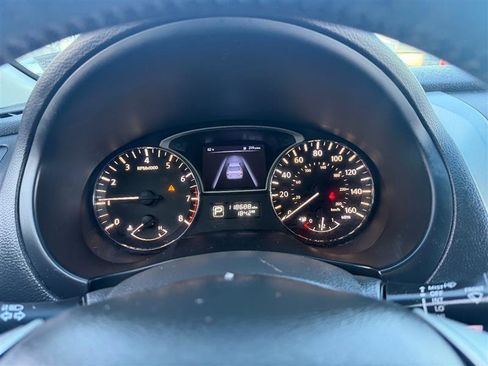 Used 2015 Nissan Altima 2.5 SV FWD image 27