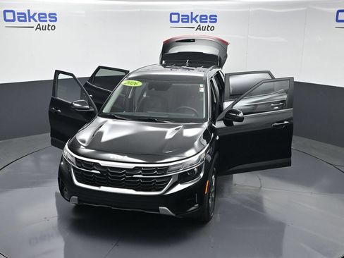 Certified 2026 Kia Seltos LX FWD image 54