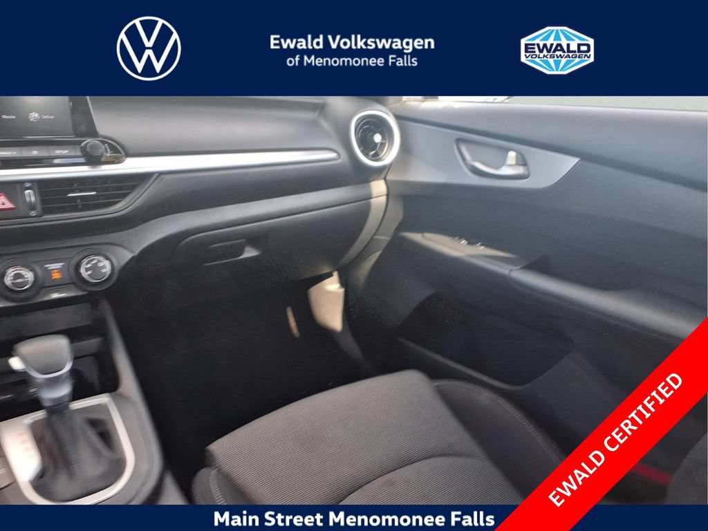 Used 2023 Kia Forte LXS FWD image 15