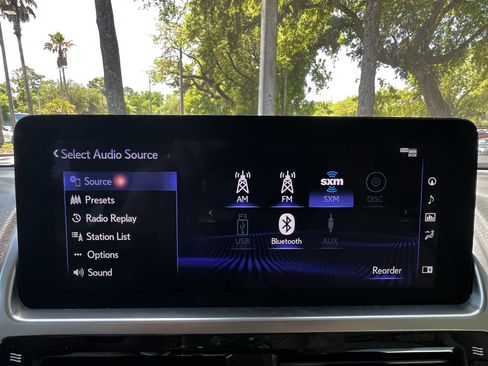 Used 2023 Lexus GX 460 Premium w/ Accessory Package image 27