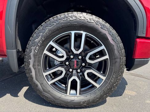 Used 2026 GMC Sierra 1500 AT4 w/ Technology Package AWD/4WD image 35