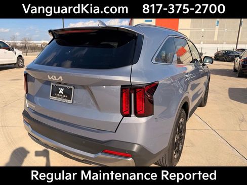Certified 2025 Kia Sorento S FWD image 4