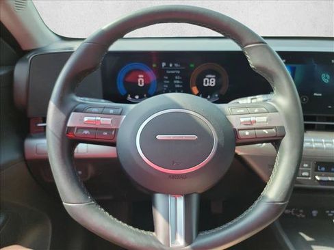 Used 2025 Hyundai Kona SEL AWD/4WD image 19