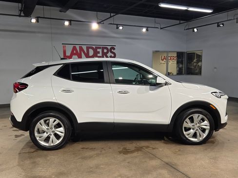 Used 2024 Buick Encore GX Preferred FWD image 8