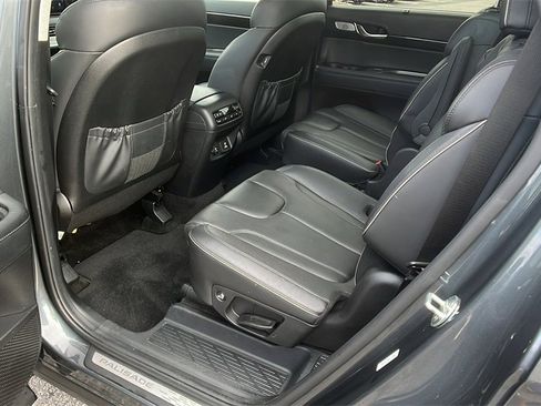 Used 2021 Hyundai Palisade Limited w/ Cargo Package image 23