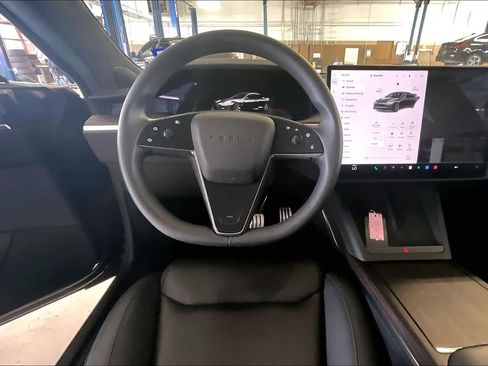 Used 2024 Tesla Model S image 5