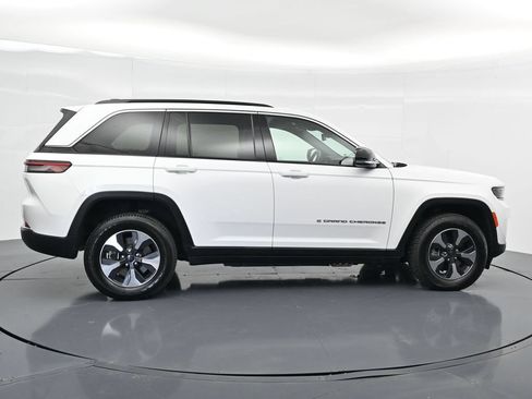 Used 2024 Jeep Grand Cherokee Limited 4xe AWD/4WD image 8