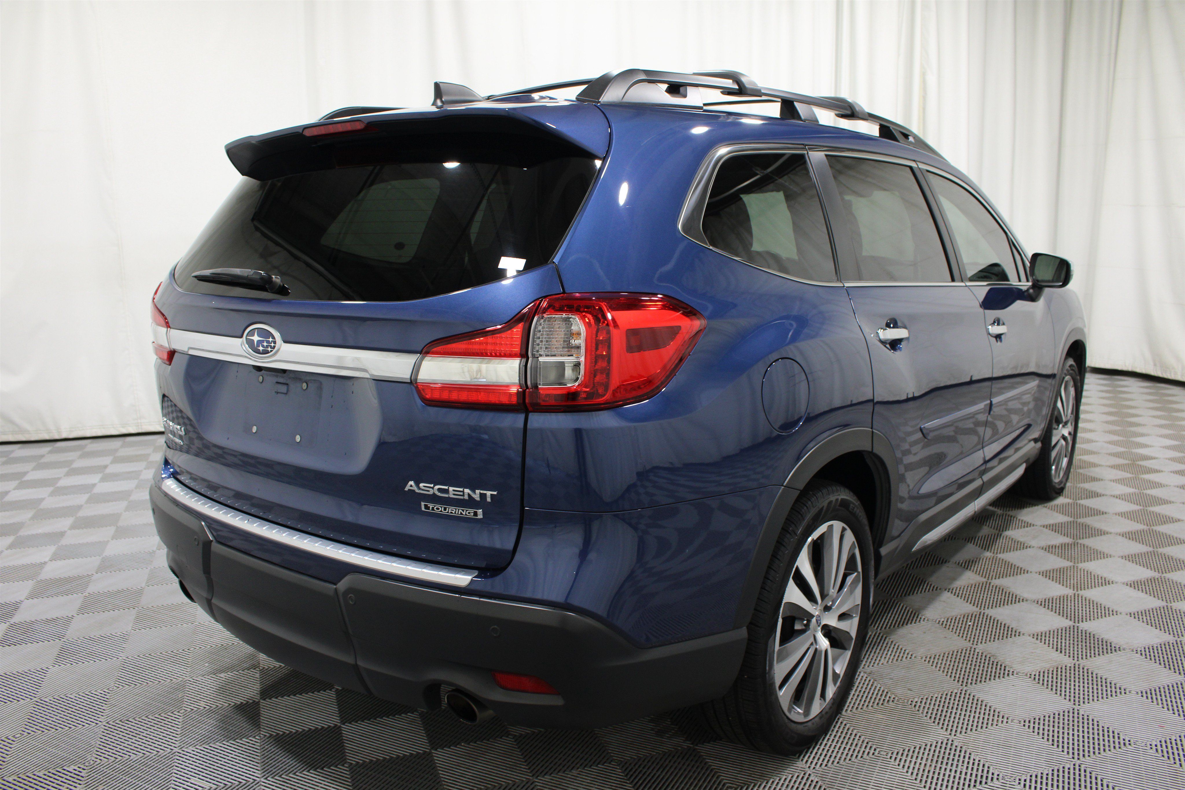Used 2019 Subaru Ascent Touring w/ Popular Package #3 AWD/4WD image 34