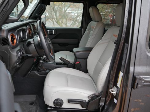 Used 2023 Jeep Gladiator Mojave w/ LED Lighting Group image 3