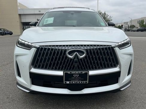 Certified 2026 INFINITI QX60 Luxe w/ Cargo Package FWD image 3