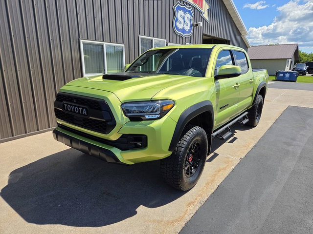 Used 2022 Toyota Tacoma TRD Pro AWD/4WD image 3
