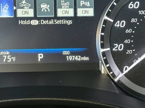 Used 2022 Toyota Highlander Limited AWD/4WD image 30