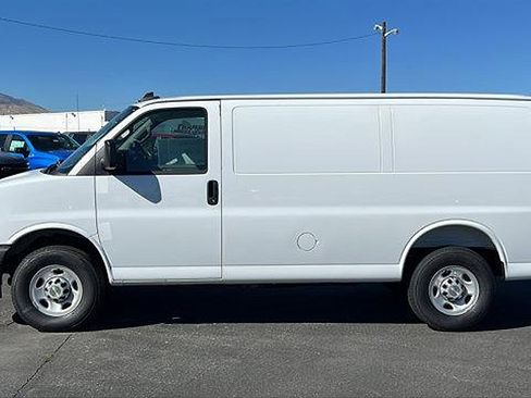 New 2025 Chevrolet Express 2500 w/ Driver Convenience Package image 8
