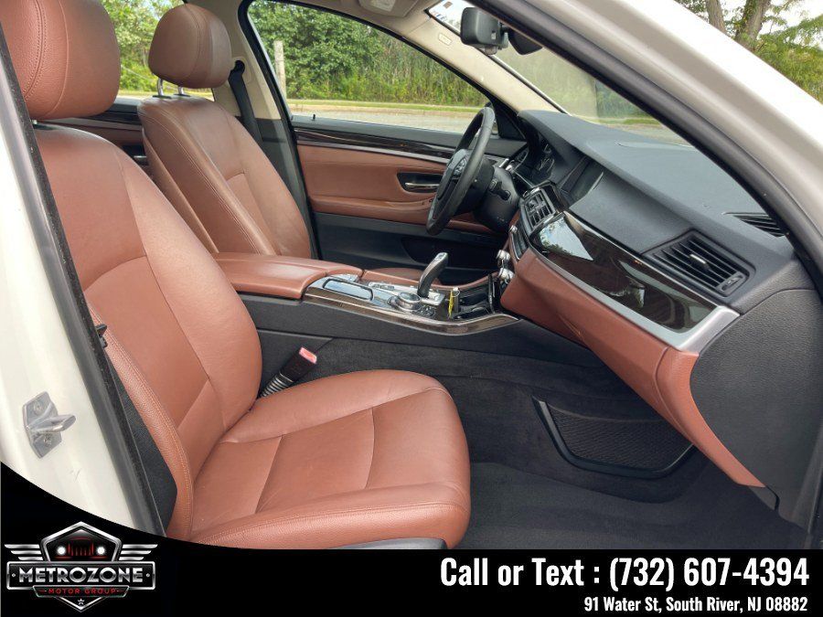 Used 2014 BMW 535i xDrive Sedan AWD/4WD image 25