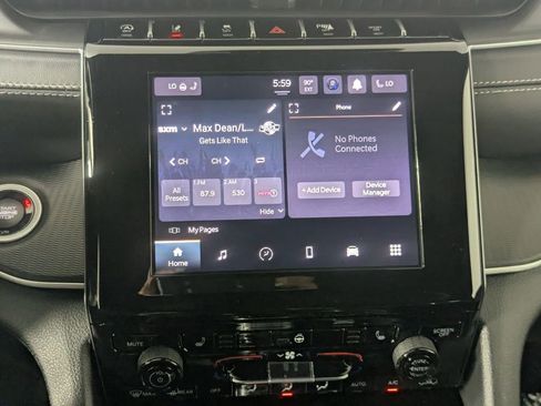 New 2025 Jeep Grand Cherokee Altitude image 25