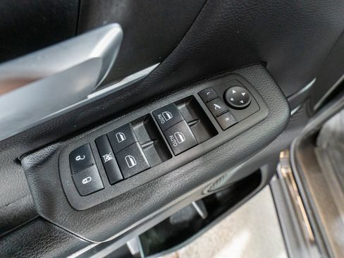 Used 2023 RAM 1500 Big Horn image 14