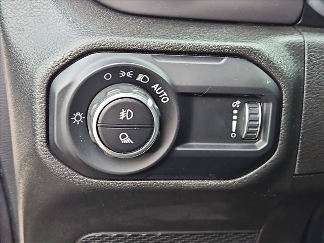 Used 2023 Jeep Gladiator Sport AWD/4WD image 24