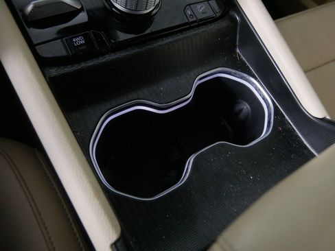 Used 2024 Jeep Grand Cherokee Limited 4xe w/ Luxury Tech Group II image 26