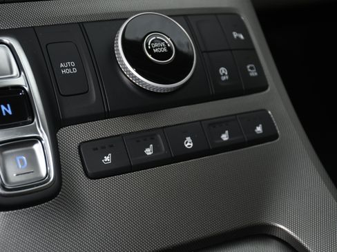 Used 2020 Hyundai Palisade Limited image 16