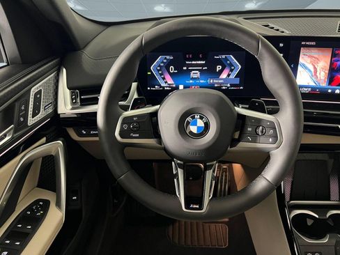 Used 2025 BMW X2 xDrive28i w/ Premium Package AWD/4WD image 17