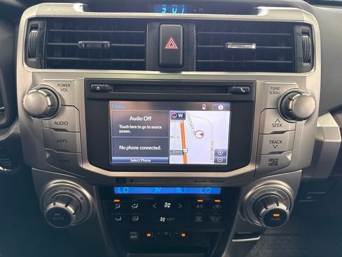 Used 2019 Toyota 4Runner Limited AWD/4WD image 26