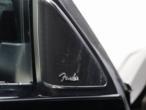 Used 2013 Volkswagen Beetle 2.5 image 7