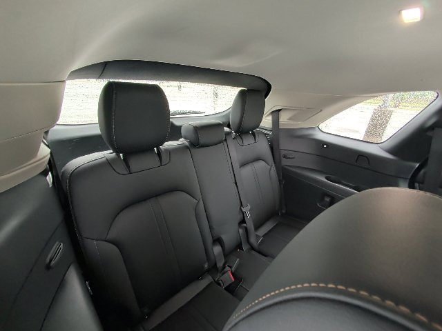 Used 2024 MAZDA CX-90 3.3 Turbo w/ Preferred Package AWD/4WD image 6