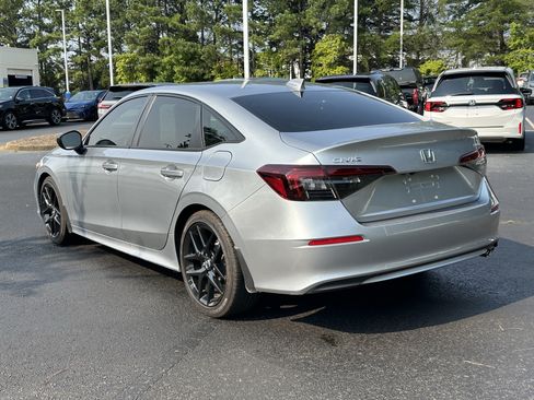 Used 2025 Honda Civic Sport image 9