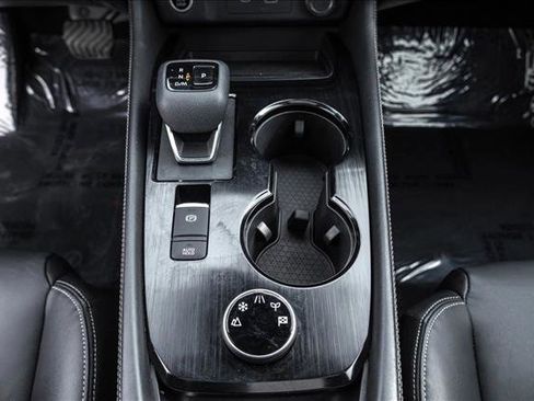 Used 2022 Nissan Rogue SL w/ SL Premium Package image 20