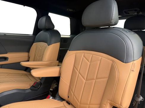 New 2027 Kia Telluride SX X-Line w/ Towing Package image 14