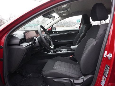 Used 2025 Kia K5 LXS FWD image 27
