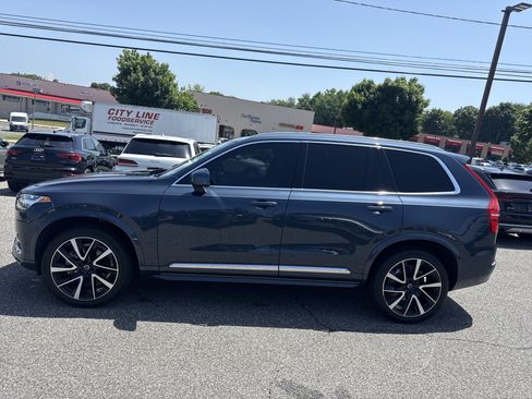 Certified 2024 Volvo XC90 B6 Ultimate w/ Lounge Package AWD/4WD image 5