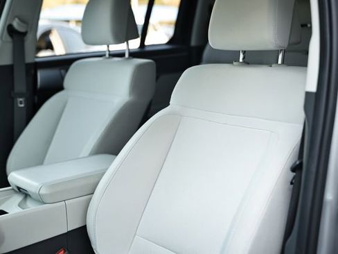 Used 2024 Hyundai Santa Fe SE image 20