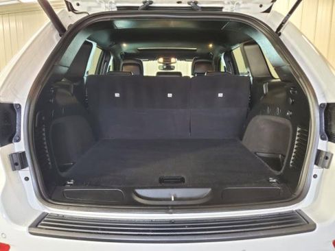 Used 2020 Jeep Grand Cherokee Altitude image 7