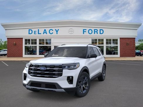 New 2026 Ford Explorer Active w/ Active Comfort Package AWD/4WD image 3