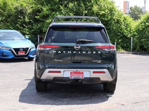 Used 2025 Nissan Pathfinder Platinum AWD/4WD image 6
