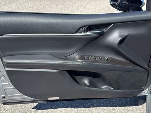 Used 2023 Toyota Camry XSE image 17