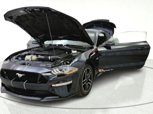 Used 2021 Ford Mustang GT RWD image 10