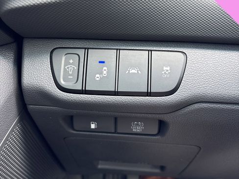 Used 2017 Hyundai Ioniq Limited w/ Ultimate Package 03 image 9