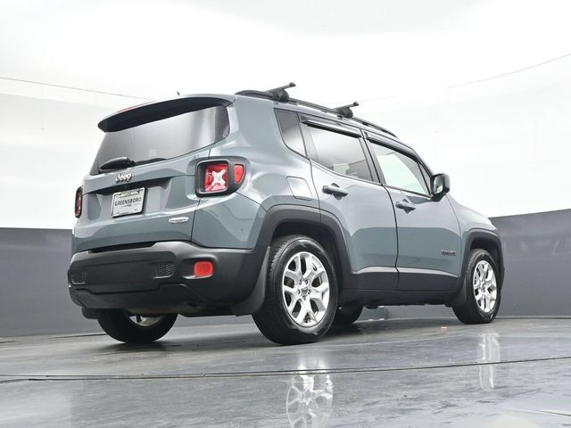 Used 2016 Jeep Renegade Latitude FWD image 33