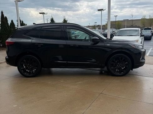 Used 2023 Ford Escape ST-Line Elite AWD/4WD image 6