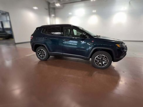 New 2026 Jeep Compass Trailhawk image 14