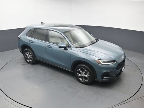 Certified 2024 Honda HR-V EX-L image 44