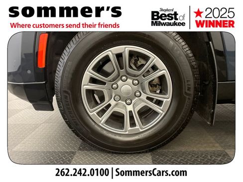 Used 2023 Jeep Wagoneer 4WD image 24