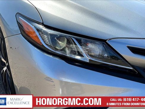 Used 2020 Toyota Camry SE w/ Convenience Package image 27