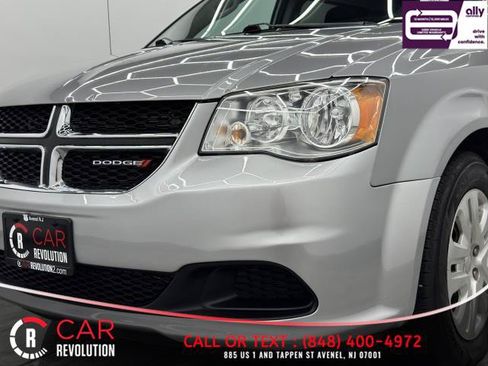 Used 2019 Dodge Grand Caravan SE w/ UConnect Hands-Free Group FWD image 46