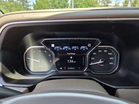 Used 2021 GMC Yukon Denali w/ Denali Premium Package AWD/4WD image 27