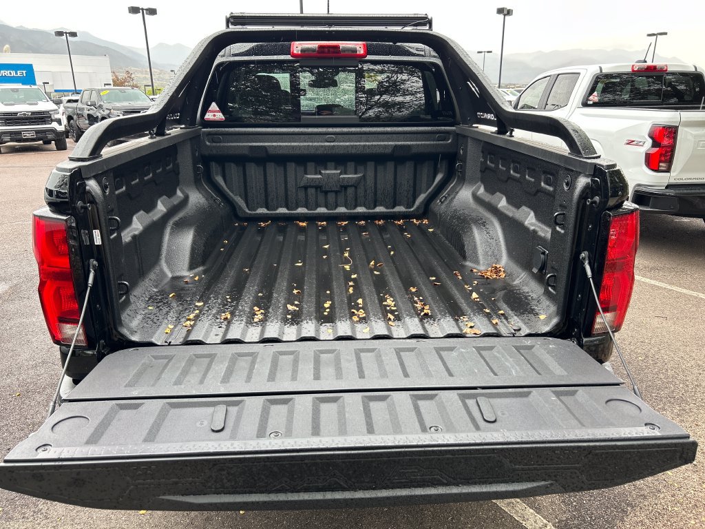 New 2026 Chevrolet Colorado Z71 w/ Midnight Edition AWD/4WD image 4