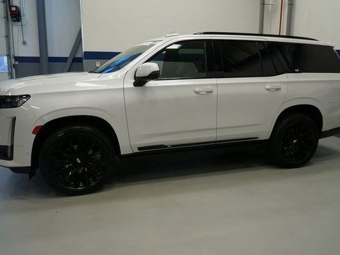 Certified 2024 Cadillac Escalade Sport w/ LPO, ONYX Package image 2